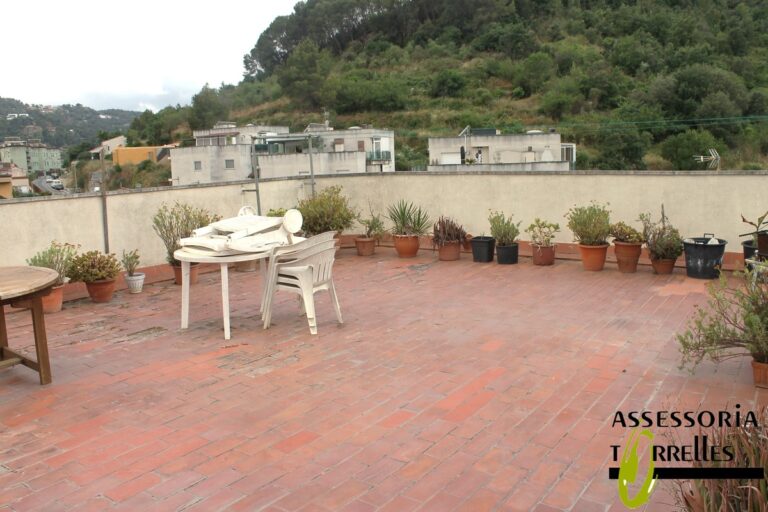 Piso-Ref. 697