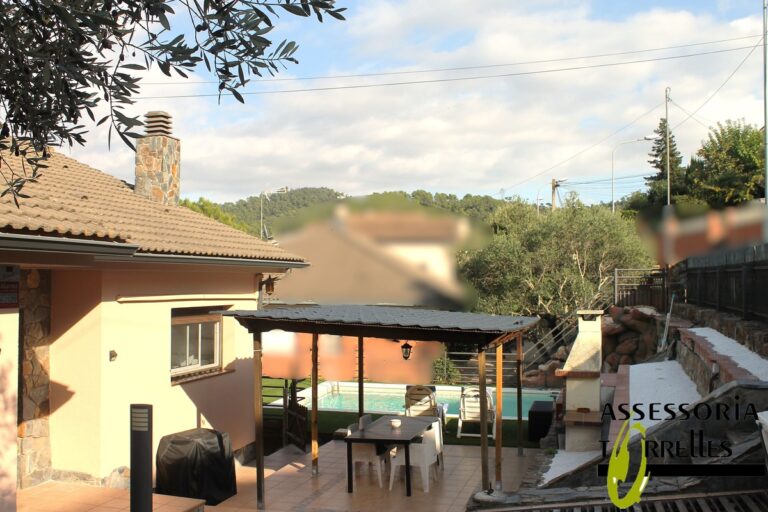Casa-Ref.702